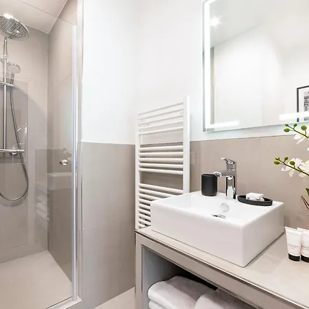Livinparis - Luxury Ac 3 Bedrooms Le Louvre I